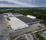 Ahlsells sajt i Hallsberg, med nya utbyggnaden. Foto: Ahlsell