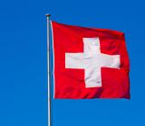 Schweiziska flaggan. Foto: Colourbox