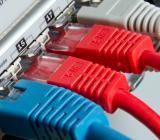 Nätverkskopplingar mot router. Foto: Colourbox