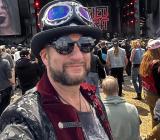 Hans Nyblom på Sweden Rock. Foto: Ante Infuturus